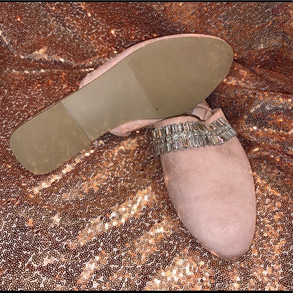 Finlee Embellished Slipper - Picture 3 of 3